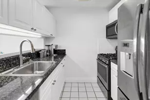 404 E 76th St, New York, NY 10021 - Photo 2