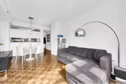 404 E 76th Street #8C, New York City, NY 10021 - Photo 1