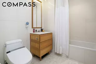 37-14 34th St, New York City, NY 11101 - Photo 8