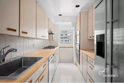 411 E 53rd Street #17L, New York City, NY 10022 - Photo 8