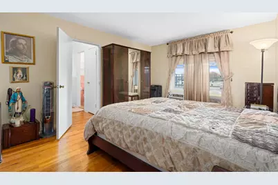 60-11 Broadway #3C, New York City, NY 11377 - Photo 4