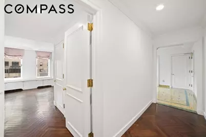 15 E 69th Street #10D, New York City, NY 10021 - Photo 8