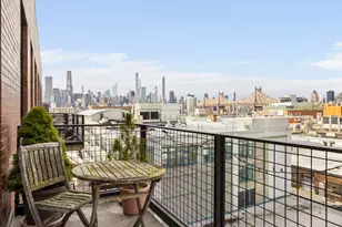 21-45 44th Dr, New York City, NY 11101 - Photo 14