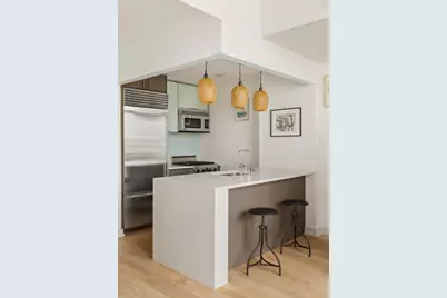 21-45 44th Drive #PHA, New York City, NY 11101 - Photo 6