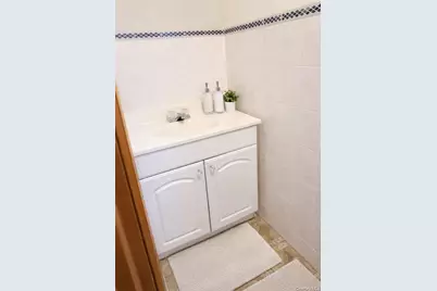 93-09 Vanderveer Street, New York City, NY 11428 - Photo 10