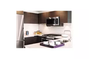 315 W 33rd St, New York, NY 10001 - Photo 2