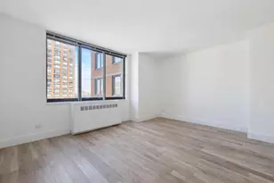 1735 York Ave, New York, NY 10128 - Photo 6