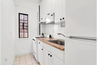 20 Continental Avenue #4A, New York City, NY 11375 - Photo 8