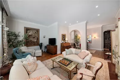 2 E End Avenue #1E, New York City, NY 10075 - Photo 2