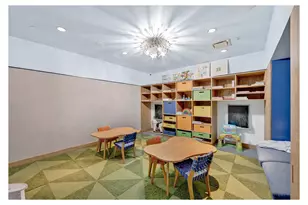 305 E 51st St, New York City, NY 10022 - Photo 14