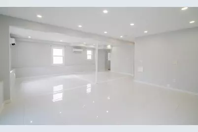 73-15 170th Street, New York City, NY 11366 - Photo 4