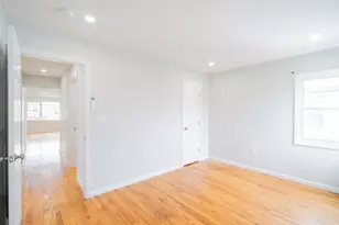 73-15 170th St, New York City, NY 11366 - Photo 2