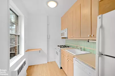 15 W 12th Street #5C, New York City, NY 10011 - Photo 6