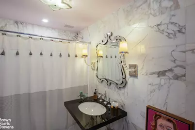 870 United Nations Plaza #18A, New York, NY 10017 - Photo 10