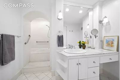 522 W End Avenue #1B, New York, NY 10024 - Photo 10