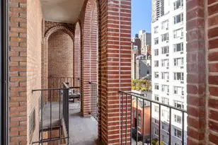 430 E 77th St, New York City, NY 10075 - Photo 6