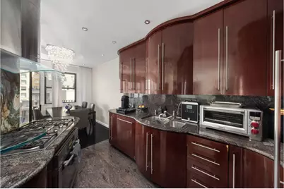 58 W 58th Street #9A, New York City, NY 10019 - Photo 4