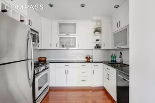 360 E 88th St, New York, NY 10128 - Photo 10