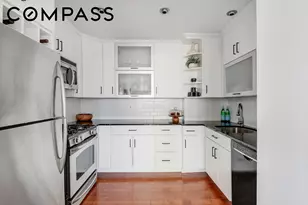 360 E 88th St, New York City, NY 10128 - Photo 10