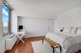 360 E 88th St, New York, NY 10128 - Photo 12