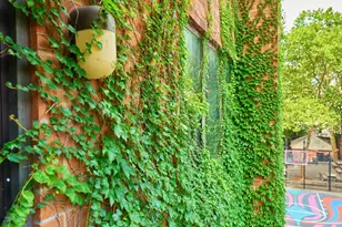 337 W 43rd St, New York City, NY 10036 - Photo 8