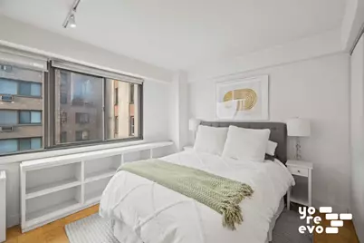 16 W 16th Street #11NS, New York City, NY 10011 - Photo 4