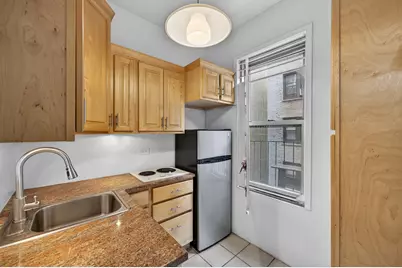 25 W 64th Street #4D, New York City, NY 10023 - Photo 4