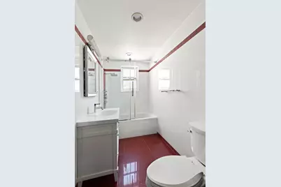 32 Reeve Place #TWNHSE, Brooklyn, NY 11218 - Photo 6