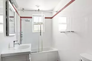 32 Reeve Pl, Brooklyn, NY 11218 - Photo 6