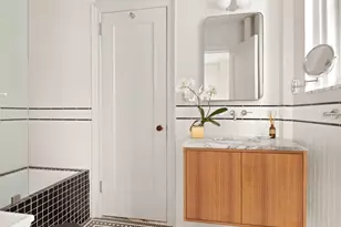 310 West End Ave, New York, NY 10023 - Photo 8