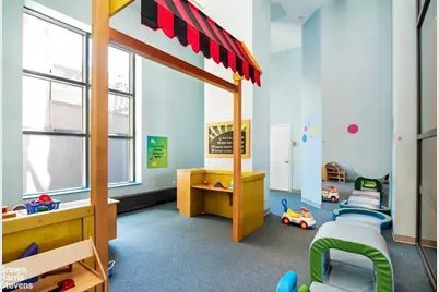 10 W End Avenue #9F, New York, NY 10023 - Photo 10
