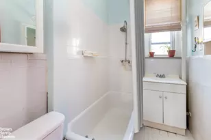 35-28 80th St, New York City, NY 11372 - Photo 14