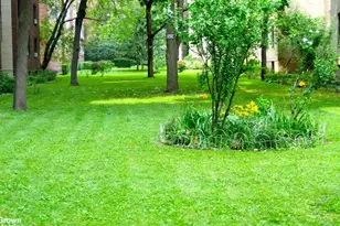 35-28 80th St, New York City, NY 11372 - Photo 16