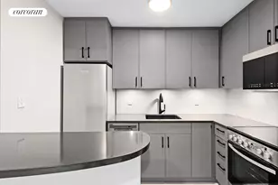 140 W 69th St, New York City, NY 10023 - Photo 2