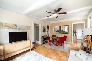28 W 69th St, New York City, NY 10023 - Photo 2