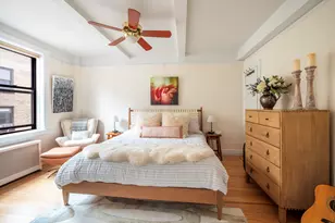 28 W 69th St, New York City, NY 10023 - Photo 4