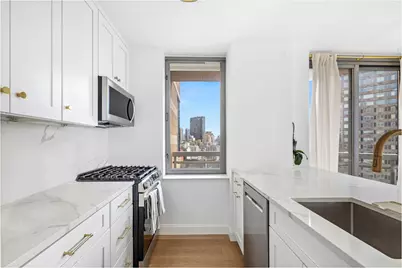 500 W 43rd Street #37A, New York City, NY 10036 - Photo 6