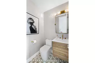 500 W 43rd St, New York City, NY 10036 - Photo 14