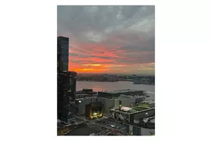 500 W 43rd St, New York City, NY 10036 - Photo 18