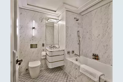 303 Park Avenue #2332, New York City, NY 10022 - Photo 2