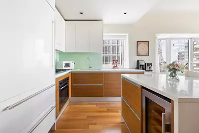 555 W 59th Street #15B, New York City, NY 10019 - Photo 4