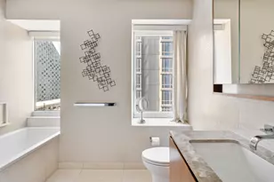 555 W 59th St, New York City, NY 10019 - Photo 10