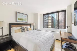 300 E 54th St, New York, NY 10022 - Photo 8