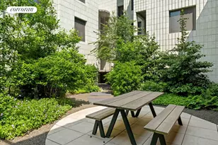450 Warren St, New York City, NY 11217 - Photo 26