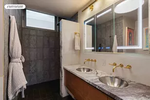 450 Warren St, New York City, NY 11217 - Photo 20