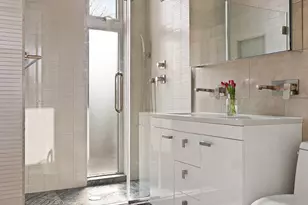129 N 3rd St, New York City, NY 11249 - Photo 6