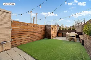 129 N 3rd St, New York City, NY 11249 - Photo 8