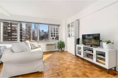 240 E 55th Street #10A, New York City, NY 10022 - Photo 2
