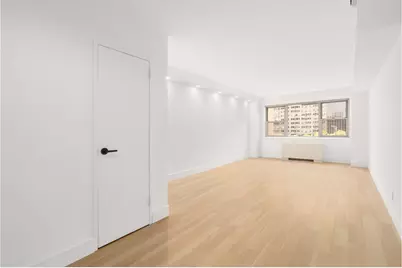 321 E 48th Street #11H, New York City, NY 10017 - Photo 6