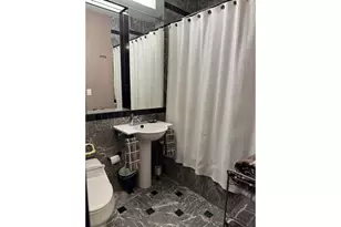 250 E 54th St, New York, NY 10022 - Photo 8